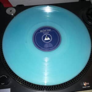 Alternative view of Molchat Doma - Monument (LP)